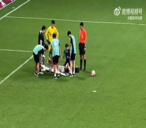 净打时间太少,国安自媒体评论京浙大战下半场:担架+红牌+担架