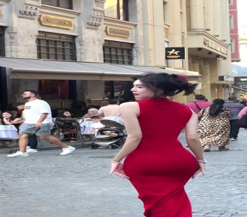 好看爱看!篮球女网红盼盼这身材...