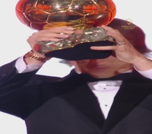 实至名归!金球奖官方回顾魔笛2018捧杯