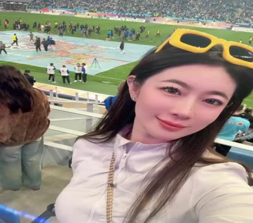 女球迷:12年前今天实德解散!今天大连足球经历了一个轮回