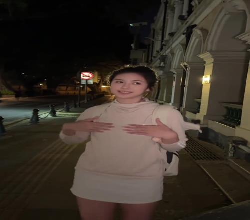 卓识:营业一下看镜头宝宝