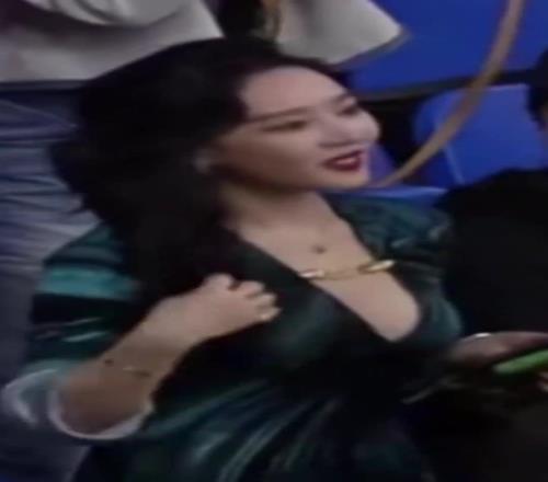 有这么好的女球迷支持,CBA必须做大做强