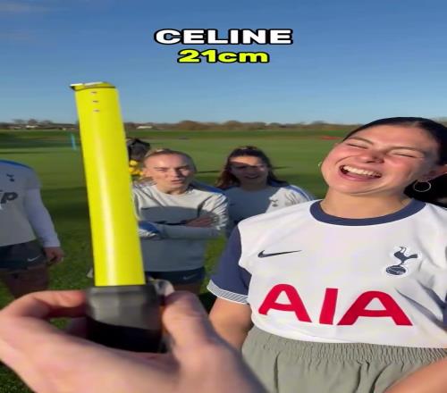 其乐融融!热刺女足的“20cm”挑战!英格兰你有点过了啊!