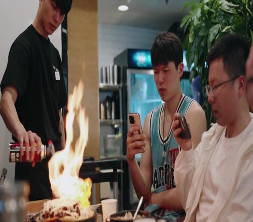 欢乐呀!NBA逐梦兄弟亲切互动!崔永熙惊喜探班杨瀚森!