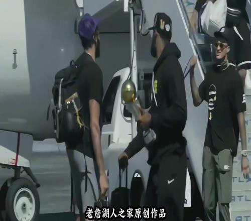 就像我们的青春一样一去不复回了!现在回看湖人夺冠已经回不去了