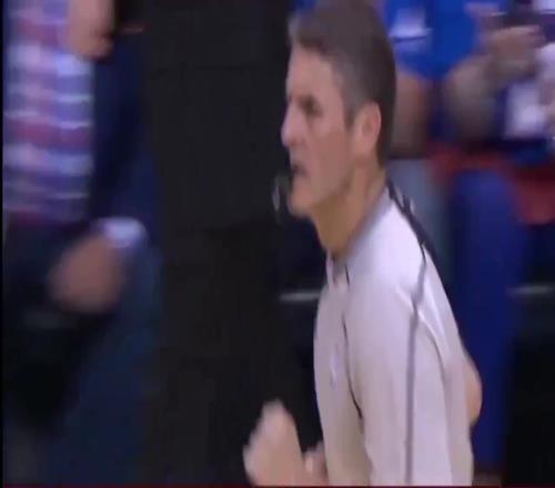 王牌出动美媒:NBA已启动系列赛延长协议福斯特登场!