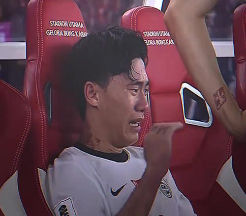国足无缘世界杯!赛后胡荷韬痛哭不止