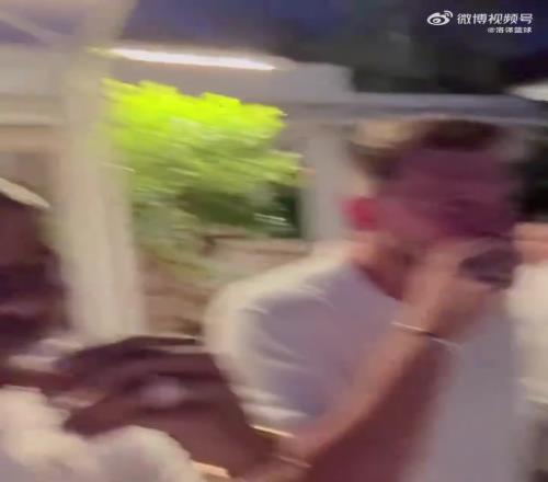 瘦身成功!东契奇参加乔丹品牌活动,瘦下来是真帅哦!