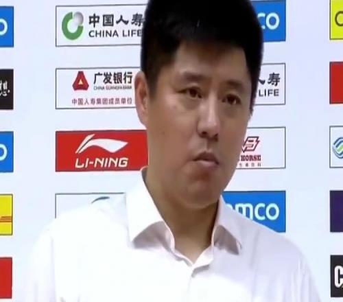 山西主帅:上半场打得很糟糕下半场重新布置后大家做得不错!