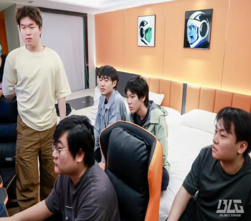 缺乏自身的体系风格,吧友们觉得BLG接下来该如何调整