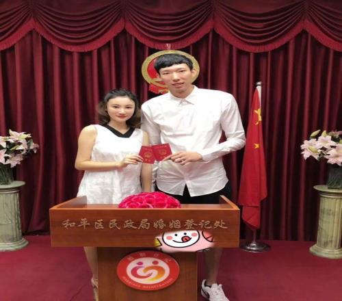 付政浩:周琦妻子真诚随笔难得到男性球迷的共情更适合女性阅读