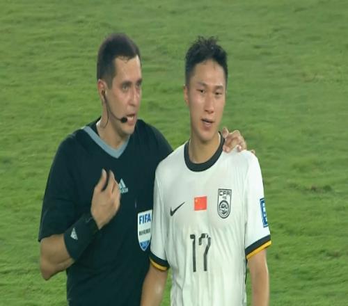 津媒:突发事件成国足最大“敌人”,根本原因还是技不如人
