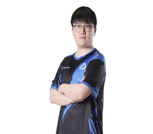 真别啊前XG五号位天命发布轻生微博:无聊的人生就这样结束吧
