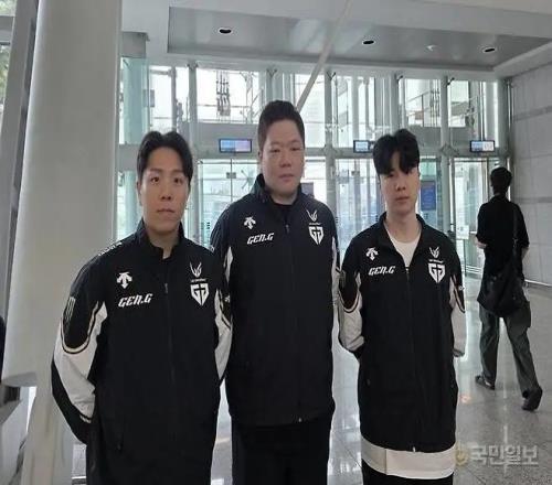 GEN教练:比起AL更警惕BLG只要Duro发挥好GEN就能夺冠