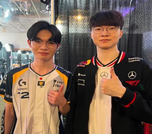 Doggo社媒晒与T1五人组合照:MSI碎片
