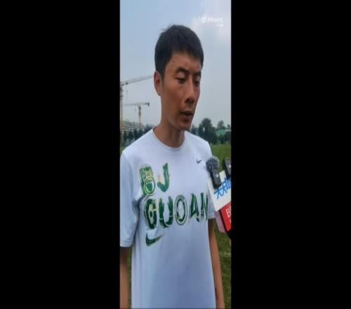 李磊:球队伤病比较多没办法选择离开,争取赛季结束拿到冠军