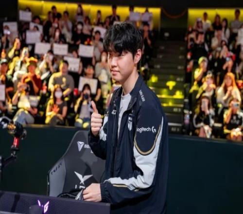 Chovy:刚打完几场大赛,这次胜利带来的多巴胺有点不够