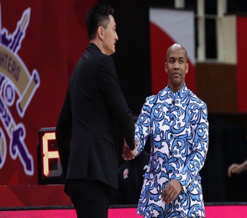 点名!马布里谈NBA更文明:那不会出现像杜锋这样故意绊你的教练