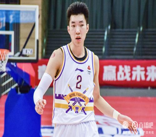 球队大脑!廖三宁15中7拿到17分5板14助