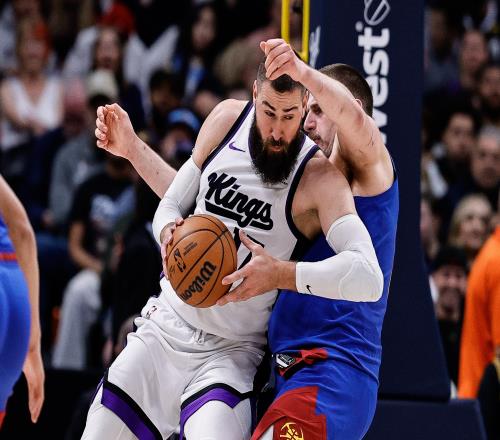 希腊媒体:瓦兰未和掘金谈过离开NBA一事掘金对他不沟通感到愤怒