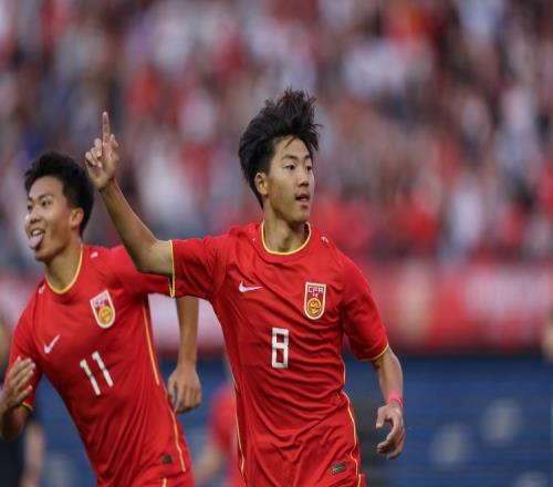 津媒谈U16国少:个人能力和团队配合留下深刻印象,防守缺稳固性