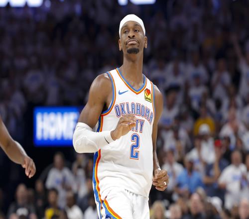 尼克杨:亚历山大尚未成为NBA门面其比赛风格低调乏味不如KD