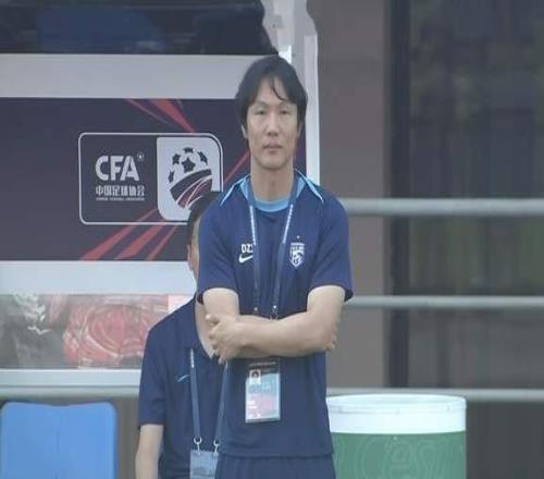 CCTV5+直播,申花保榜首别翻车吴曦复出三镇再输邓卓翔帅位不保