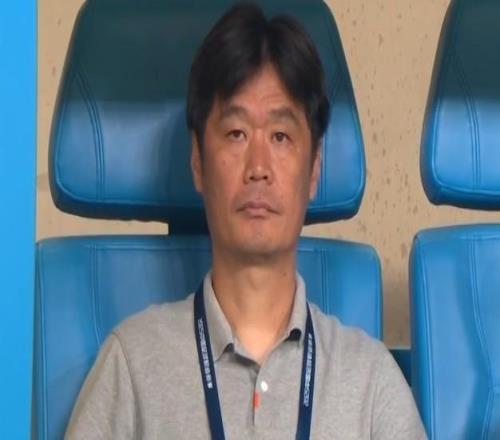李霄鹏:一分运气成分较大,希望蓉城在亚冠和足协杯取得佳绩