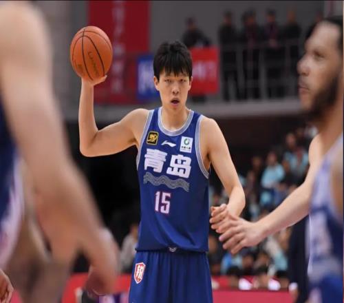 杨瀚森太幸运了!培养费不够伙食费,上海却因姚明索要3000万美元