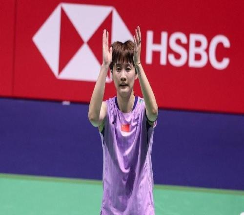 陈雨菲2-0战胜队友韩千禧,晋级中国羽毛球大师赛女单16强