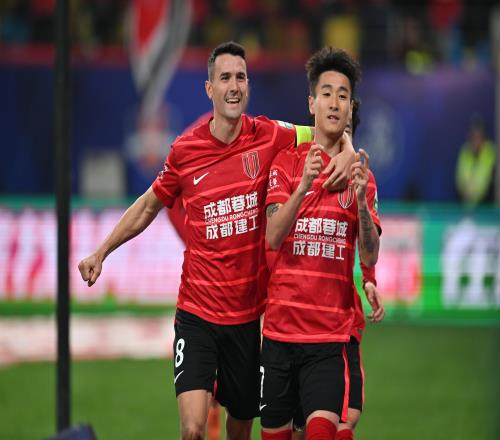 媒体人:云南玉昆正在接触徐正源、周定洋,能否成行9月确定