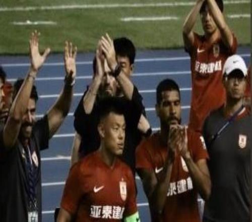 伤愈回归拼满全场,亚泰队长谭龙:中超,我们一定会留下