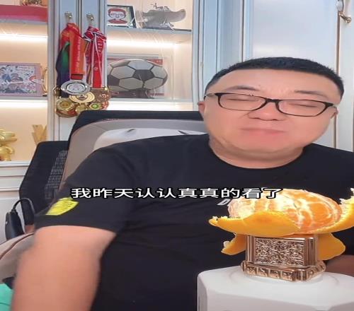 董路：巴萨这个赛季太顺了，我认为可能会有一些波折
