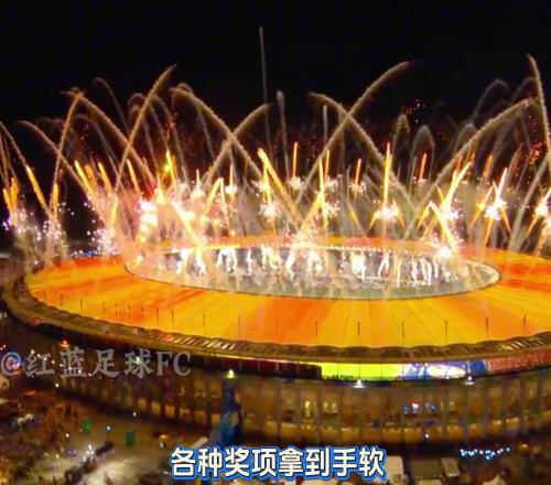 2024年西班牙足球强的可怕奖项拿到手软,并同时荣膺男女足金球奖