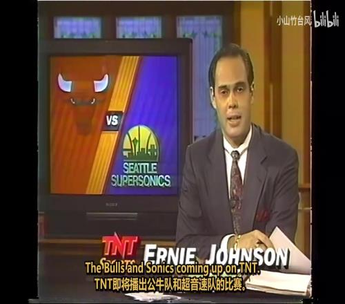 黑色幽默复古电视新闻：托马斯暴怒欲揍兰比尔结果自己受伤！