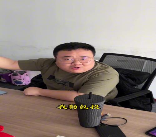 杨毅晒任冉&小朱打赌视频：最后一攻老詹是投还是传