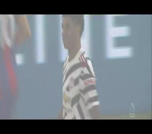 马奎尔不满拉什福德越位遭回怼：你XX闭嘴！
