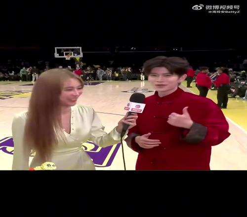 NBA资深铁粉演员任嘉伦：因姚明开始看NBA主队是火箭！