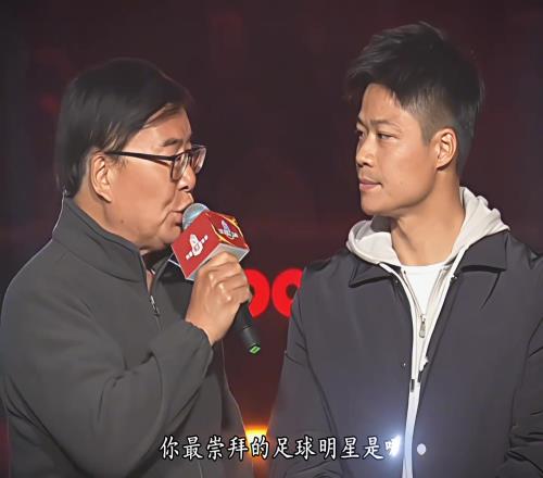 英雄相惜苏炳添：我的足球偶像是C罗