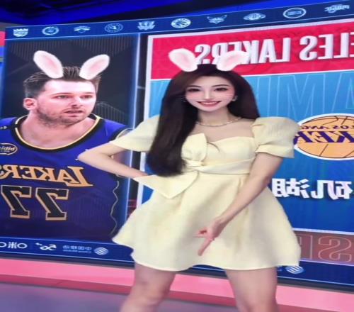 美女主播王羽希：大数据请把我推送给尊贵的西部第四湖人球迷