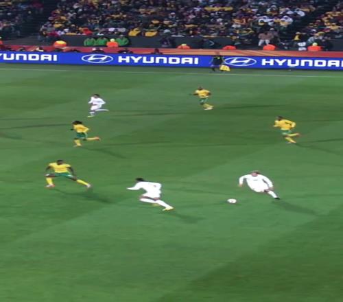 2010年世界杯，迭戈弗兰为世界波代言！