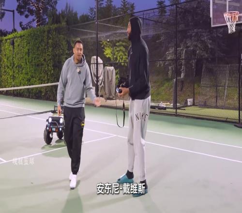 浓眉不打比赛的一天是如何度过的改造电竞房玩使命召唤！