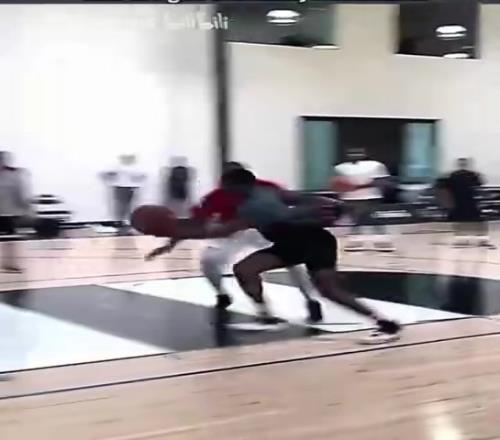 CJ和瓜哥太丝滑了！NBA球星之间私下的单挑是什么样的