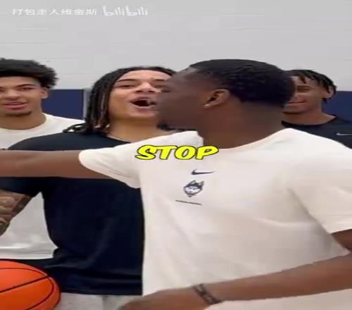 詹姆斯还是库里伯德还是东契奇来自NBA训练师的选择！