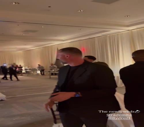 恭喜！罗伯森和瑞秋举行婚礼七年爱情长跑终成正果