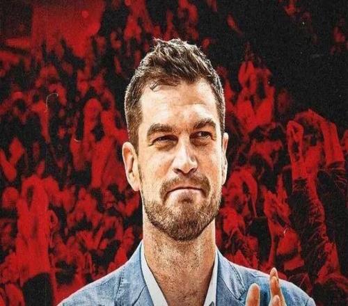 比卢普斯涉赌，被FBI逮捕！强制下课，马刺系助教临危受命！