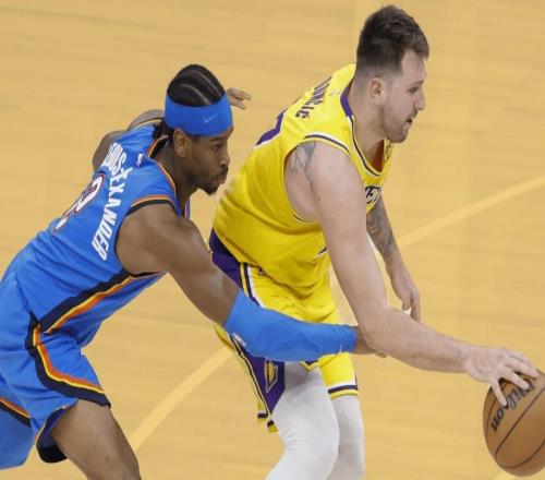 场均33分13板！NBA历史首人！最有统治力的球星，MVP悬念不大了