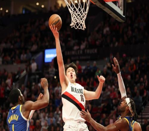 越来越好！再战勇士队杨翰森9分6篮板1盖帽，克林根压力倍增