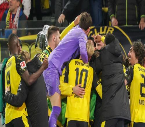 德甲最新积分战报：领头羊8连胜，多特绝杀，莱比锡制造惨案