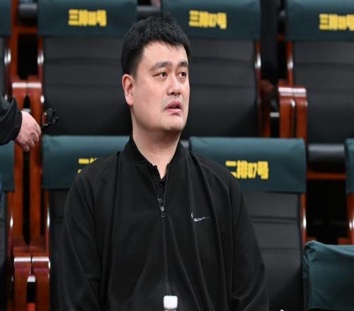 福利真好姚明开始从NBA领退休金了,效力3年+45岁每月可领1.3万元